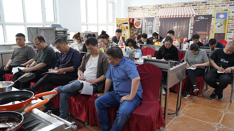 威海韩餐大排挡培训，打造地道韩国美食，让您在威海大放异彩